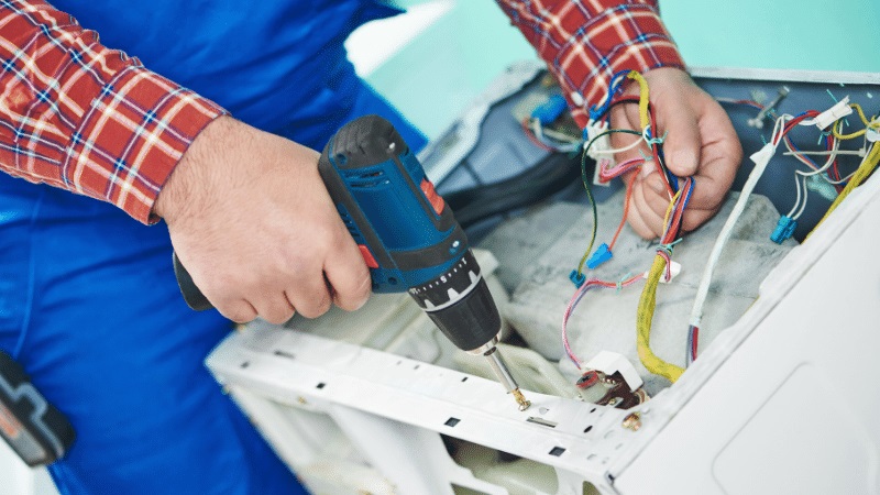 Kazan Toshiba Toshiba çamaşır makinesi kart tamiri – Su almama arızası orijinal parça ile giderildi. - Teknik servis örneği